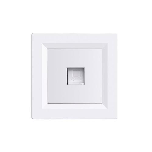 Nova UTP aljzat RJA-45 fehér kerettel